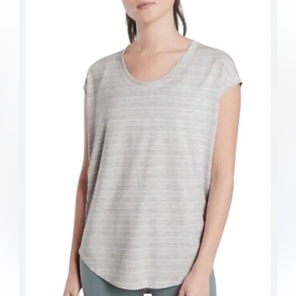 Athleta sleeveless tee size small.